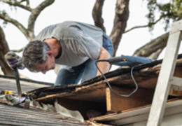 Goteiras no telhado: a estrutura em madeira pode ser a resposta?